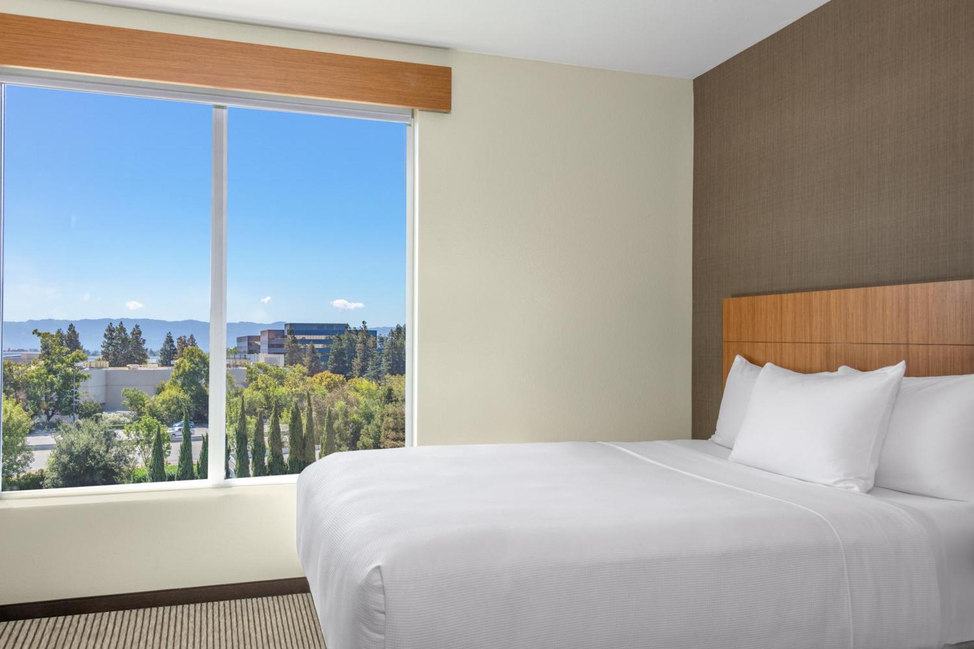 Hyatt Place San Jose Airport Екстер'єр фото